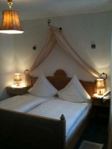 Hotel,Gasthaus Zum Wenden เวนเดิลชไตน์ ภายนอก รูปภาพ